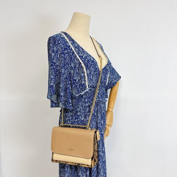 Coach CB900 Klare Crossbody In Colorblock IN lvory Multi - Picture 1 of 6